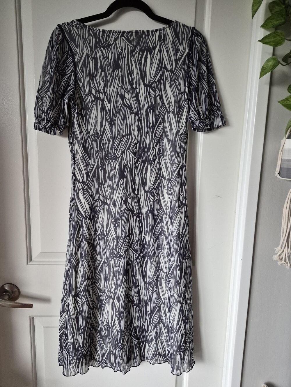 MEXX Abstract Pattern Short Sleeve Midi Dress - Excellent Condition - Women's⁸ L - Picture 4 of 7